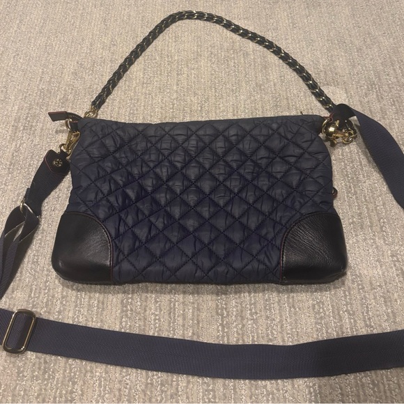 MZ Wallace VG Pre-owned Navy Metro Quilted Crossbody Bag with Leather Trim - Picture 3 of 7